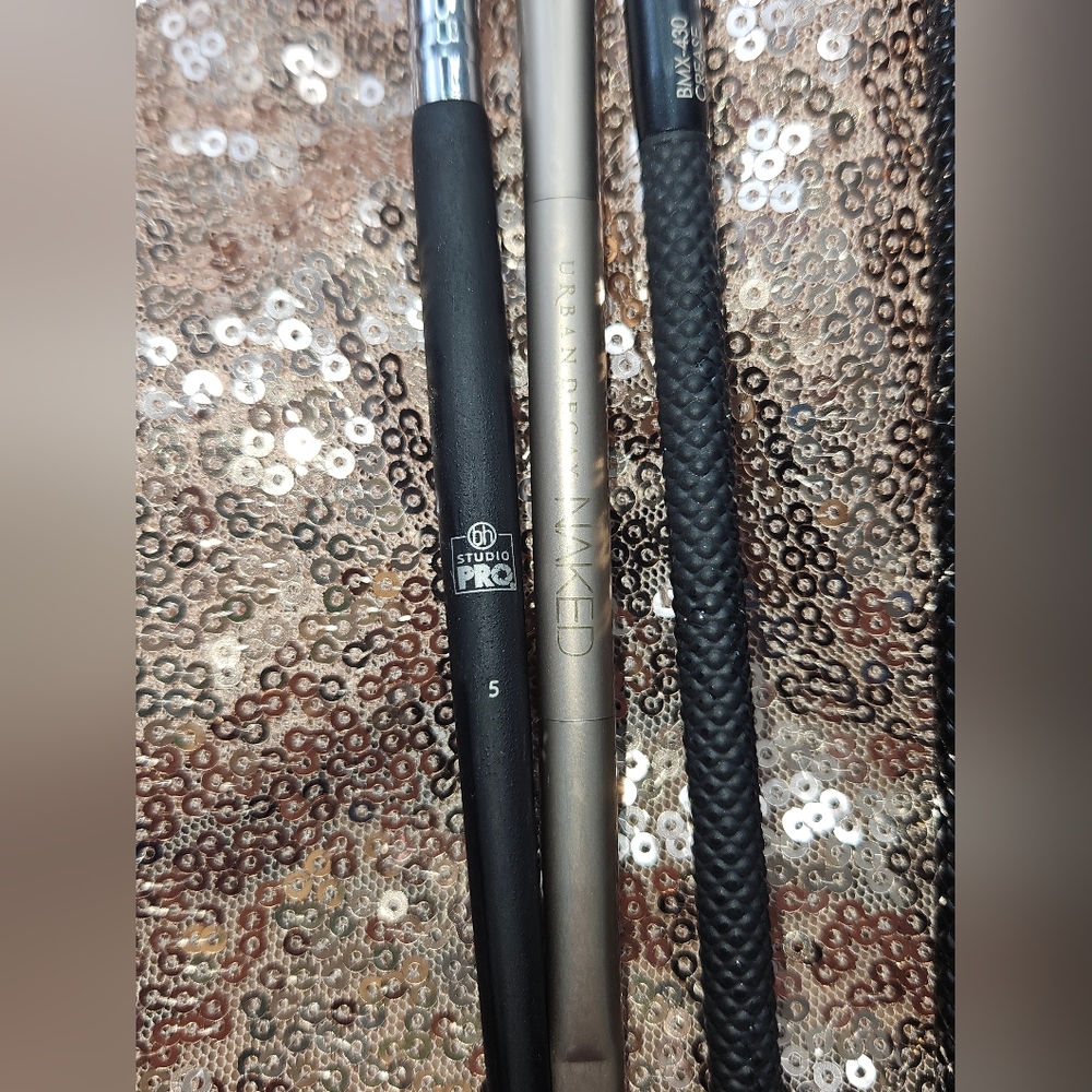 Makeup Brush Bundle - Picture 4 of 5